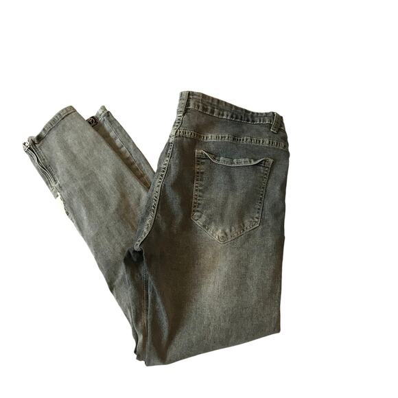 ROMWE Other - ROMWE Euphoria Streetwear Jeans 32x29 (Medium)